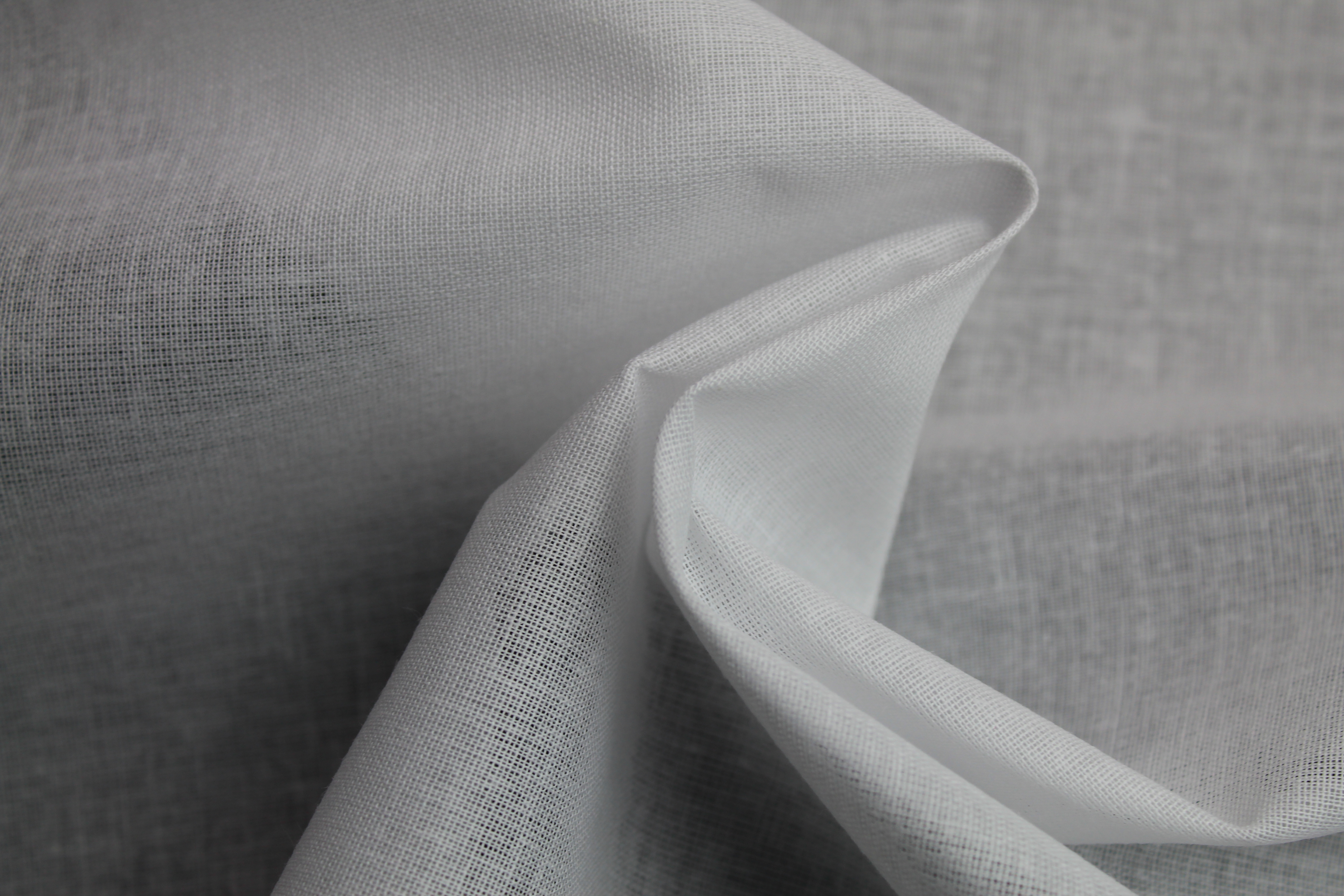 Michael's Bridal Fabrics | WOVEN SEW IN INTERFACING - 4000 - WHITE